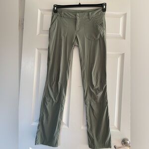 Columbia Omni-Shield Advanced Repellency Green Pants Size 6 Long